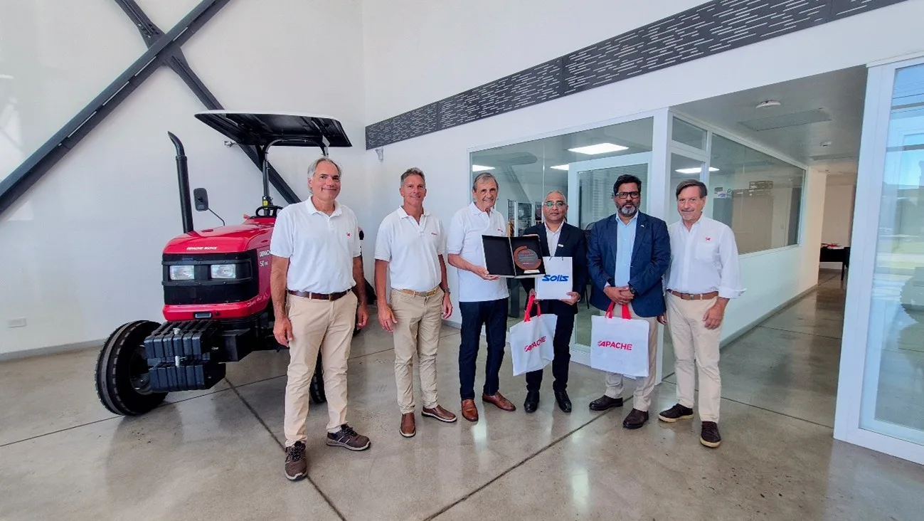 APACHE SOLIS FORTALECE SU PRESENCIA EN LA ARGENTINA. 17 AÑOS DE UNA ALIANZA QUE REDEFINE EL MERCADO DE TRACTORES