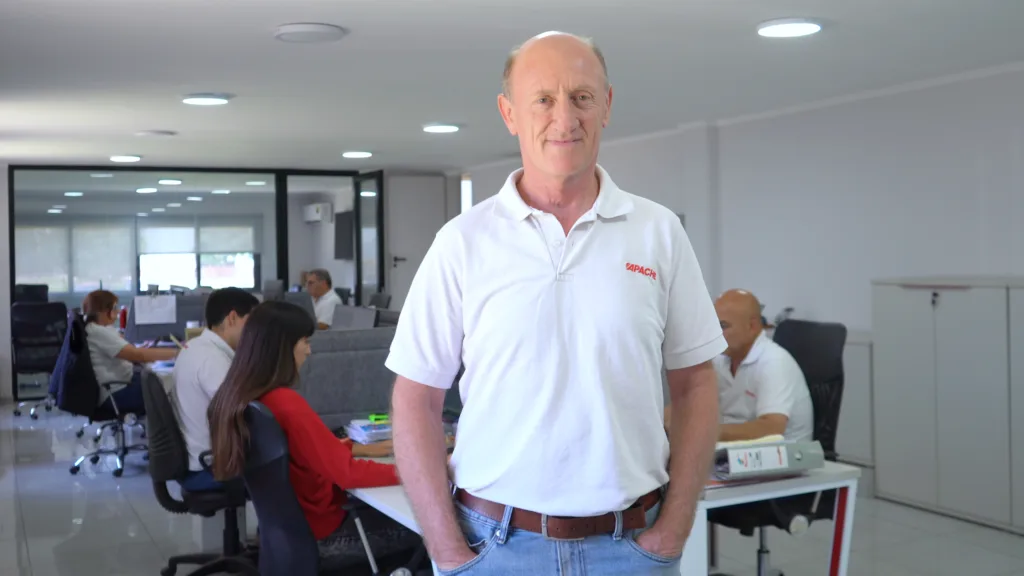 Rubén Yappert al frente del equipo que diseño la AIR DRIL 90.000 de APACHE